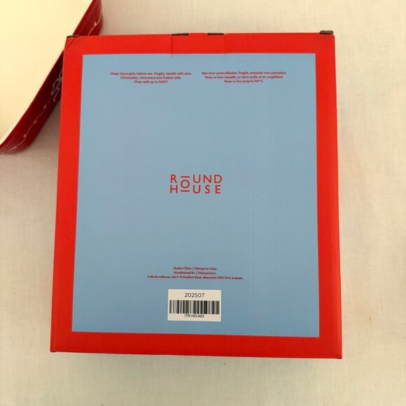 Round House 2 Quart Baking Dish Red Bow Ceramic Holiday Cottage Serveware - Picture 7 of 13